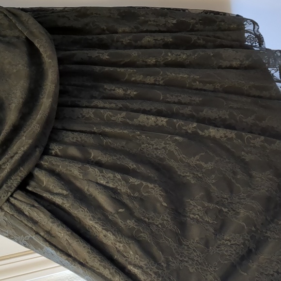 Kiyonna Luna Lace Dress - 4X - Picture 3 of 8